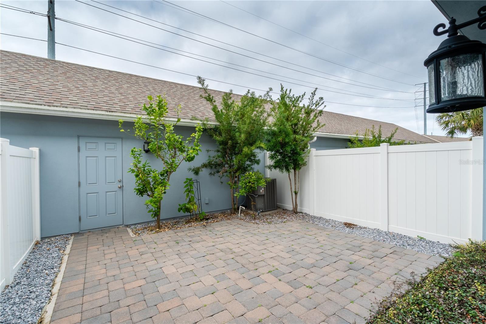 Image 11 of 26 For 15471 Honeybell Drive