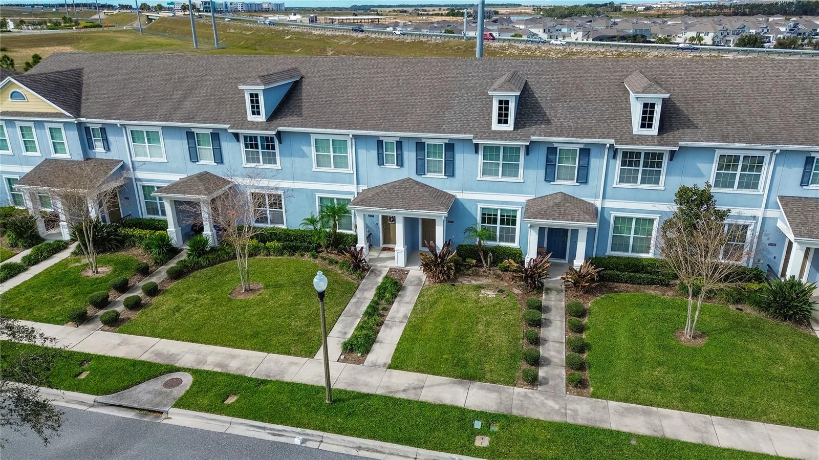 Image 3 of 26 For 15471 Honeybell Drive