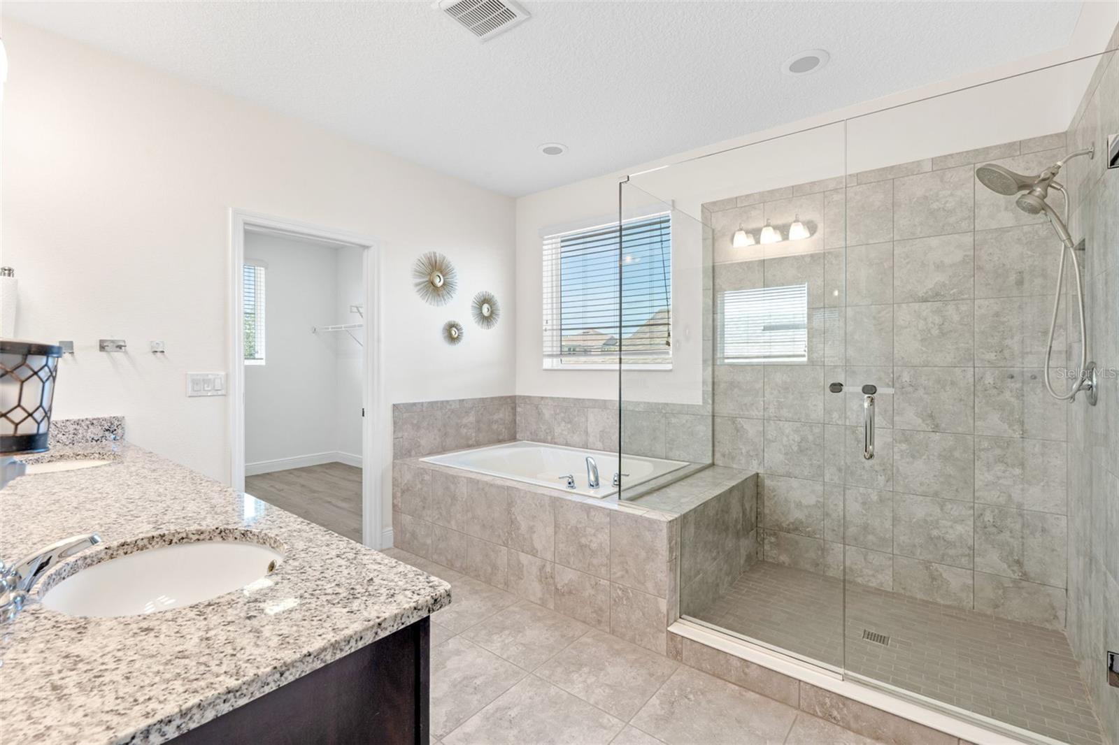 Image 15 of 43 For 15755 Sweet Limetta Drive