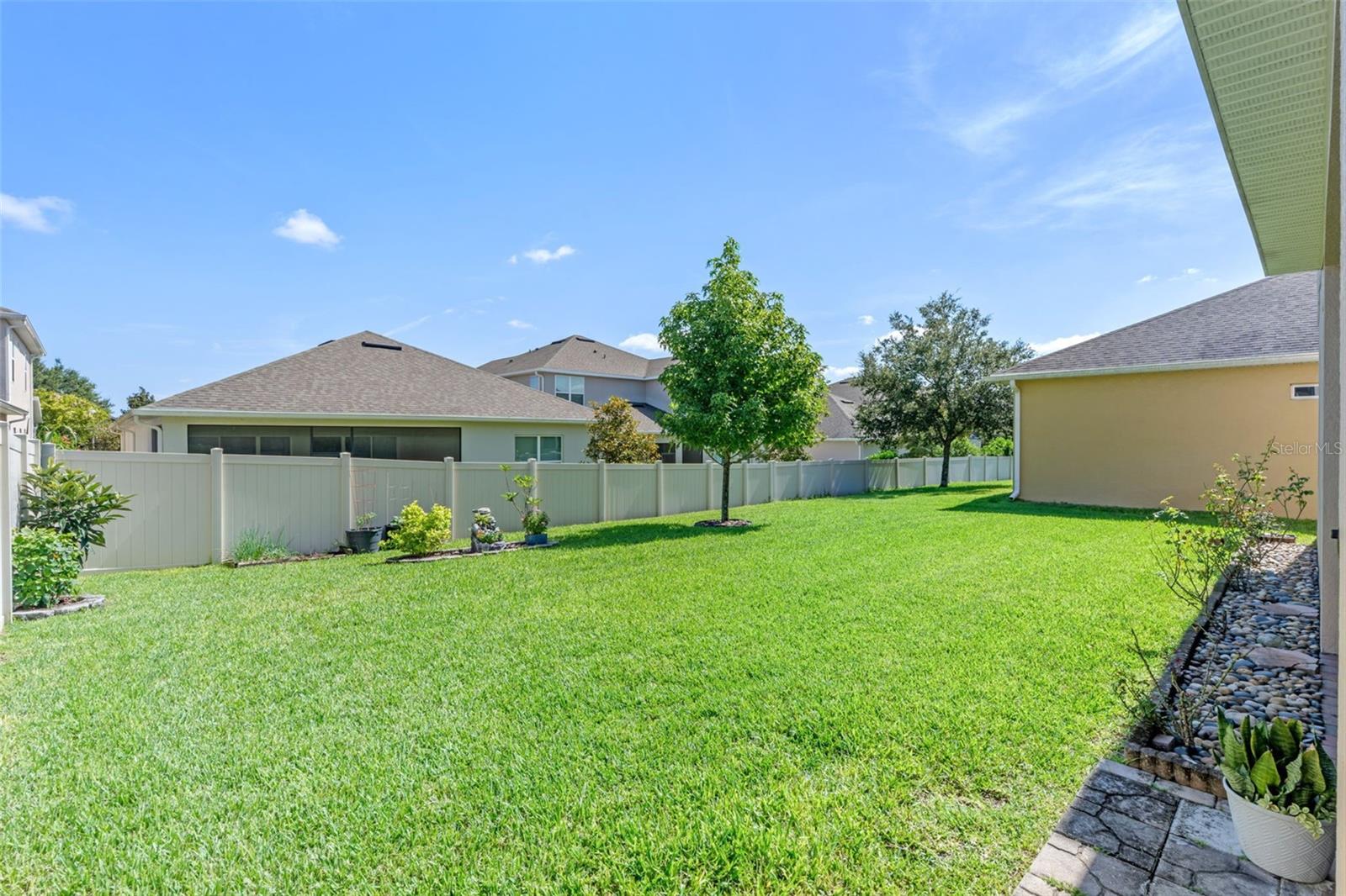Image 32 of 43 For 15755 Sweet Limetta Drive