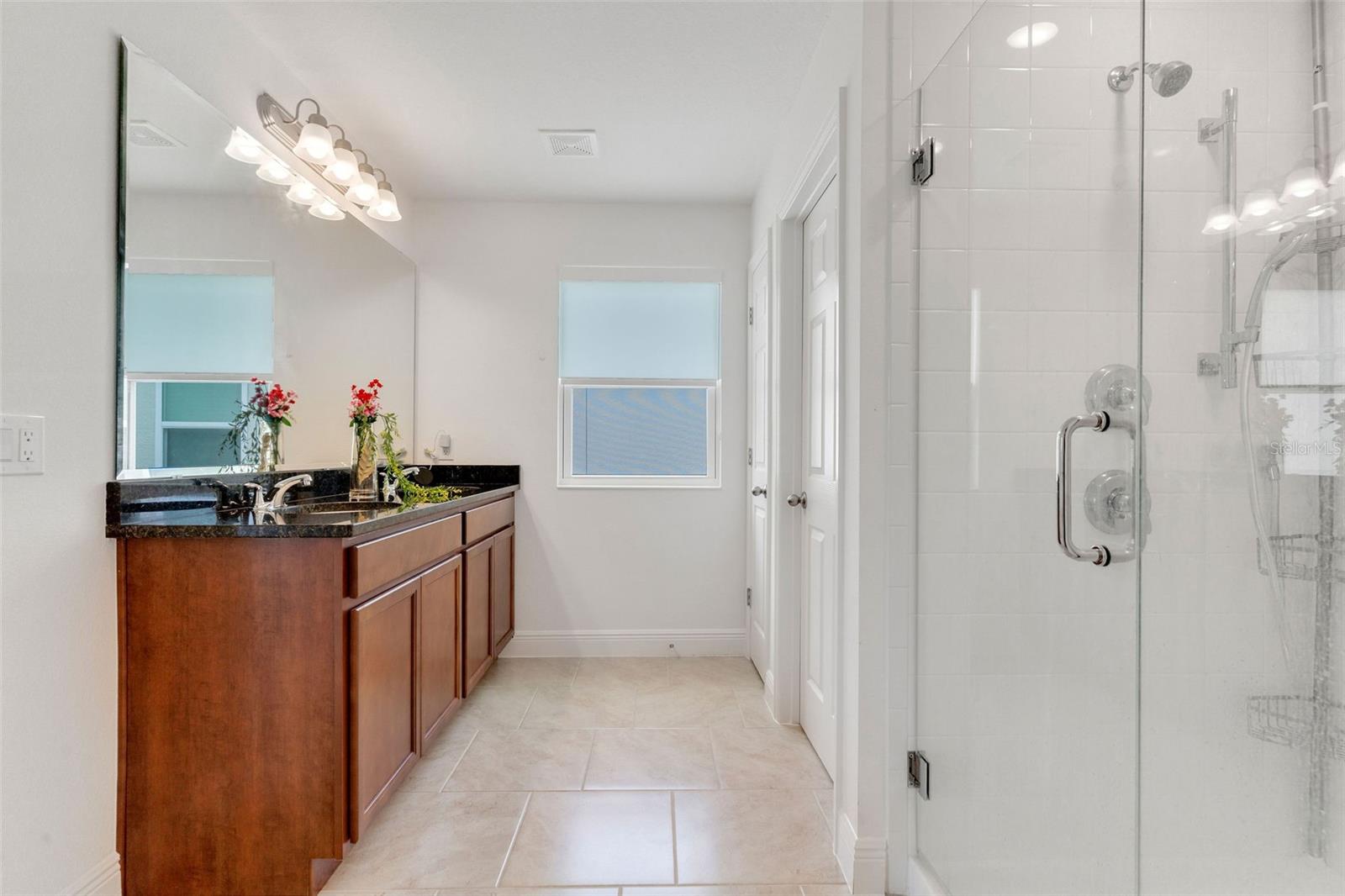 Image 26 of 42 For 14509 Crestavista Avenue