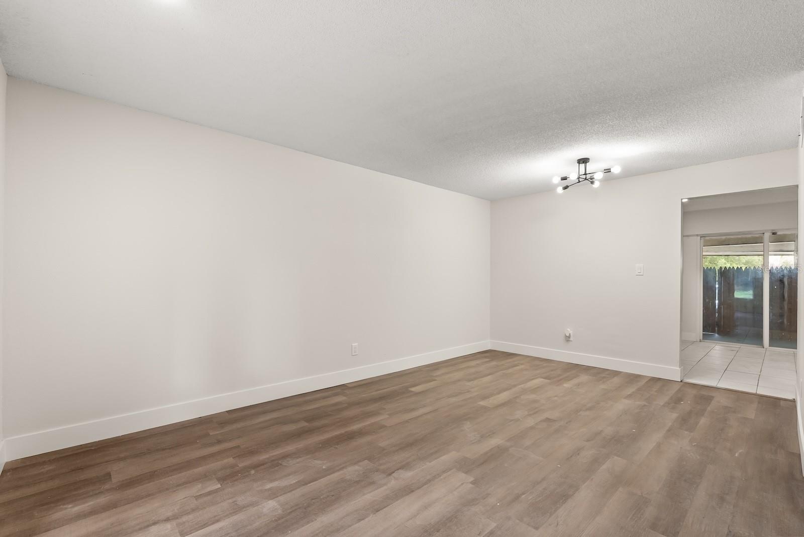 Image 4 of 15 For 5426 Fairwood Way 702