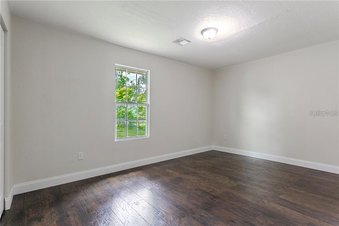 Image 9 of 13 For 2286 Crescent Drive