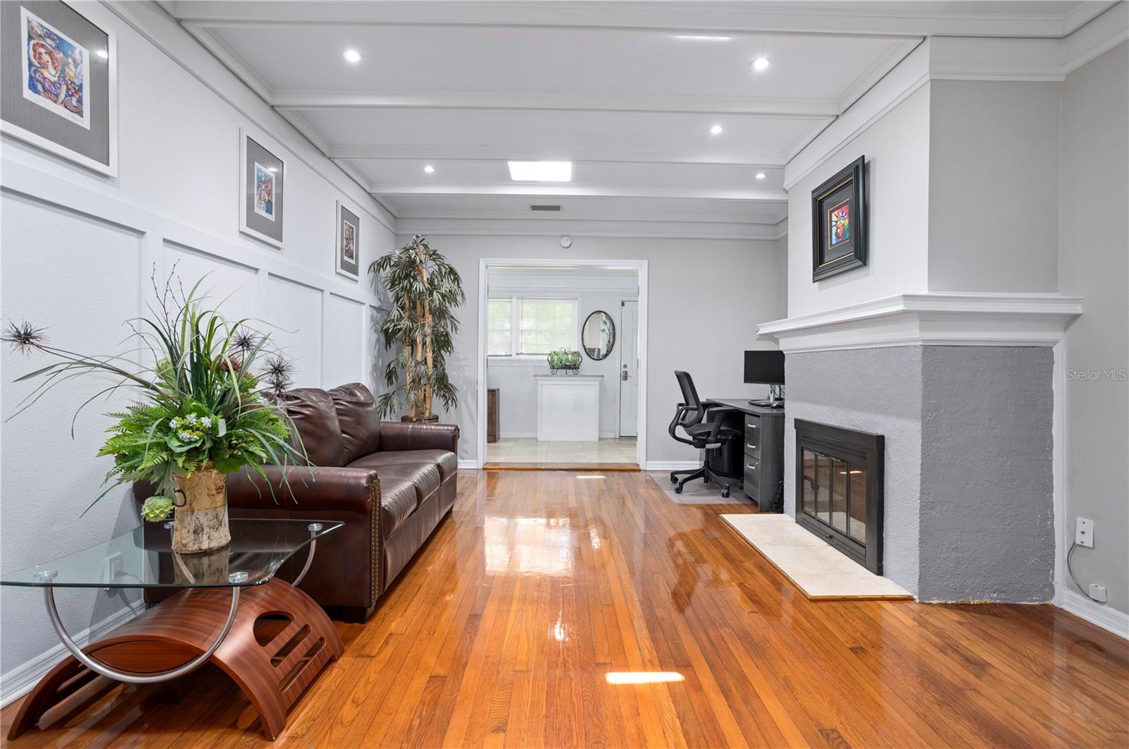 Image 11 of 55 For 208 Brewer Avenue