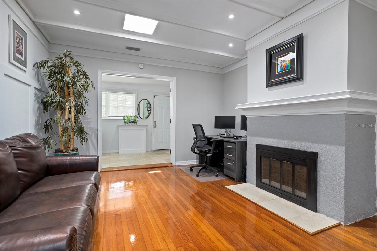 Image 9 of 55 For 208 Brewer Avenue