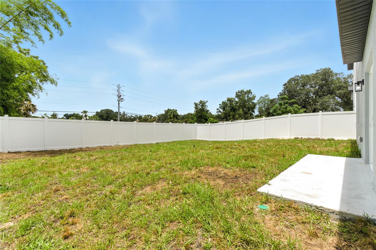 Image 24 of 27 For 302 Lucile Way