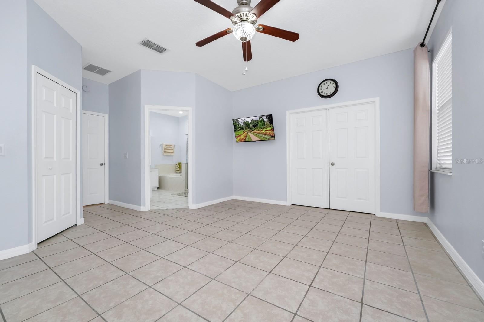 Image 17 of 32 For 9821 Bennington Chase Drive