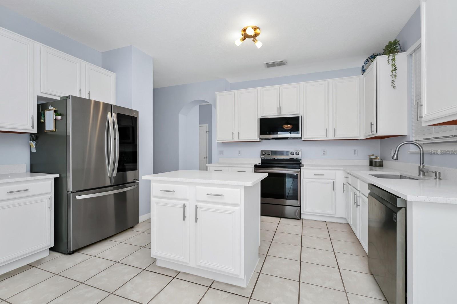 Image 5 of 32 For 9821 Bennington Chase Drive