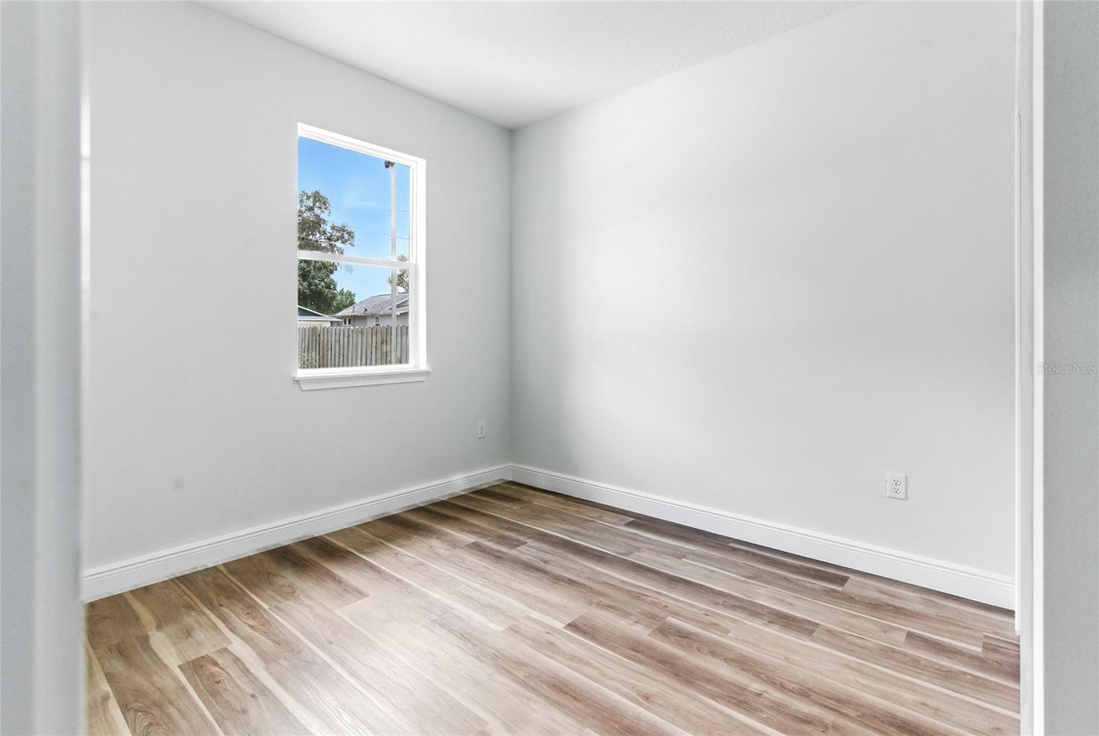 Image 16 of 24 For 222 Lucile Way