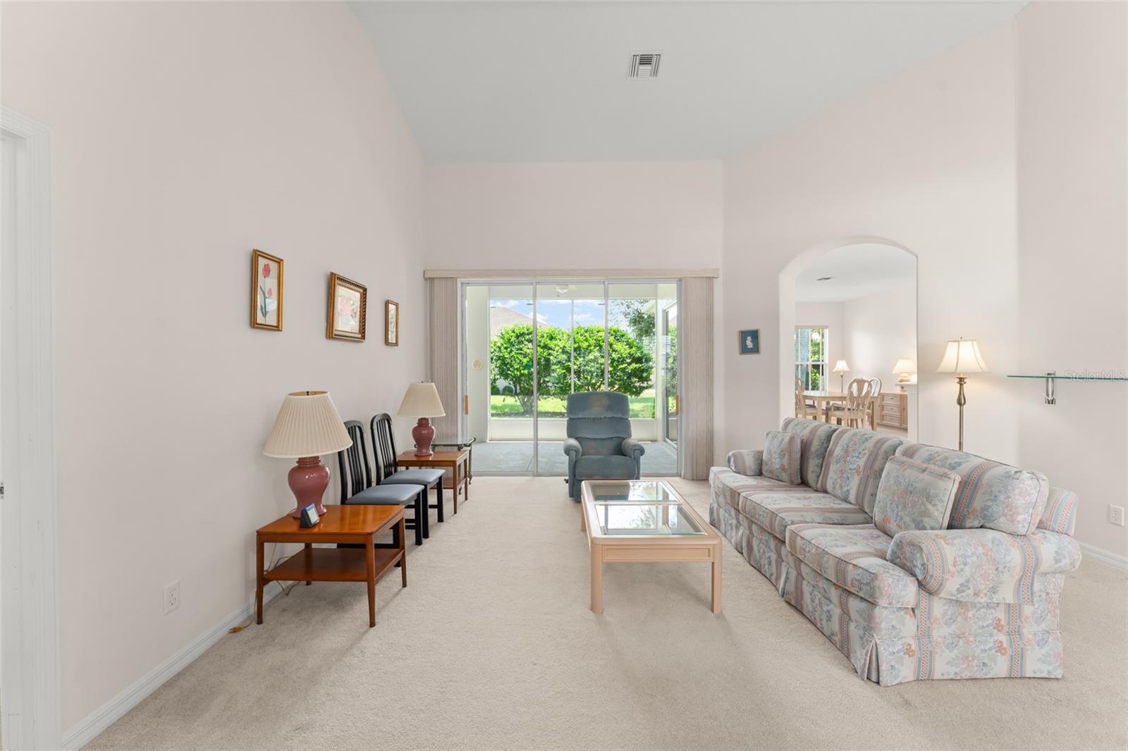 Image 2 of 42 For 20806 Queen Alexandra Drive