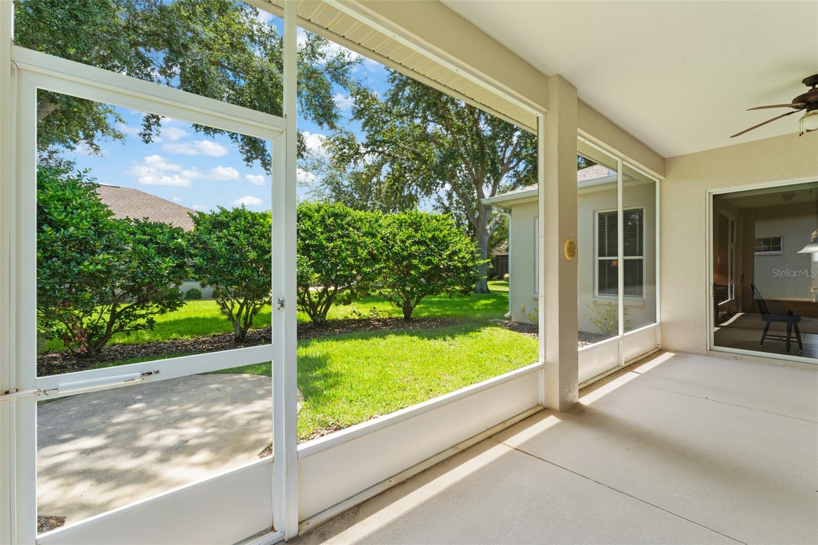 Image 32 of 42 For 20806 Queen Alexandra Drive