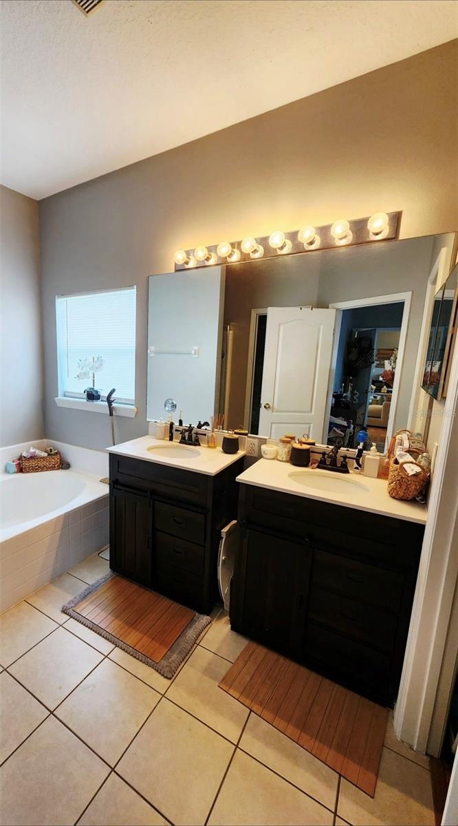 Image 13 of 26 For 3132 Regal Darner Drive