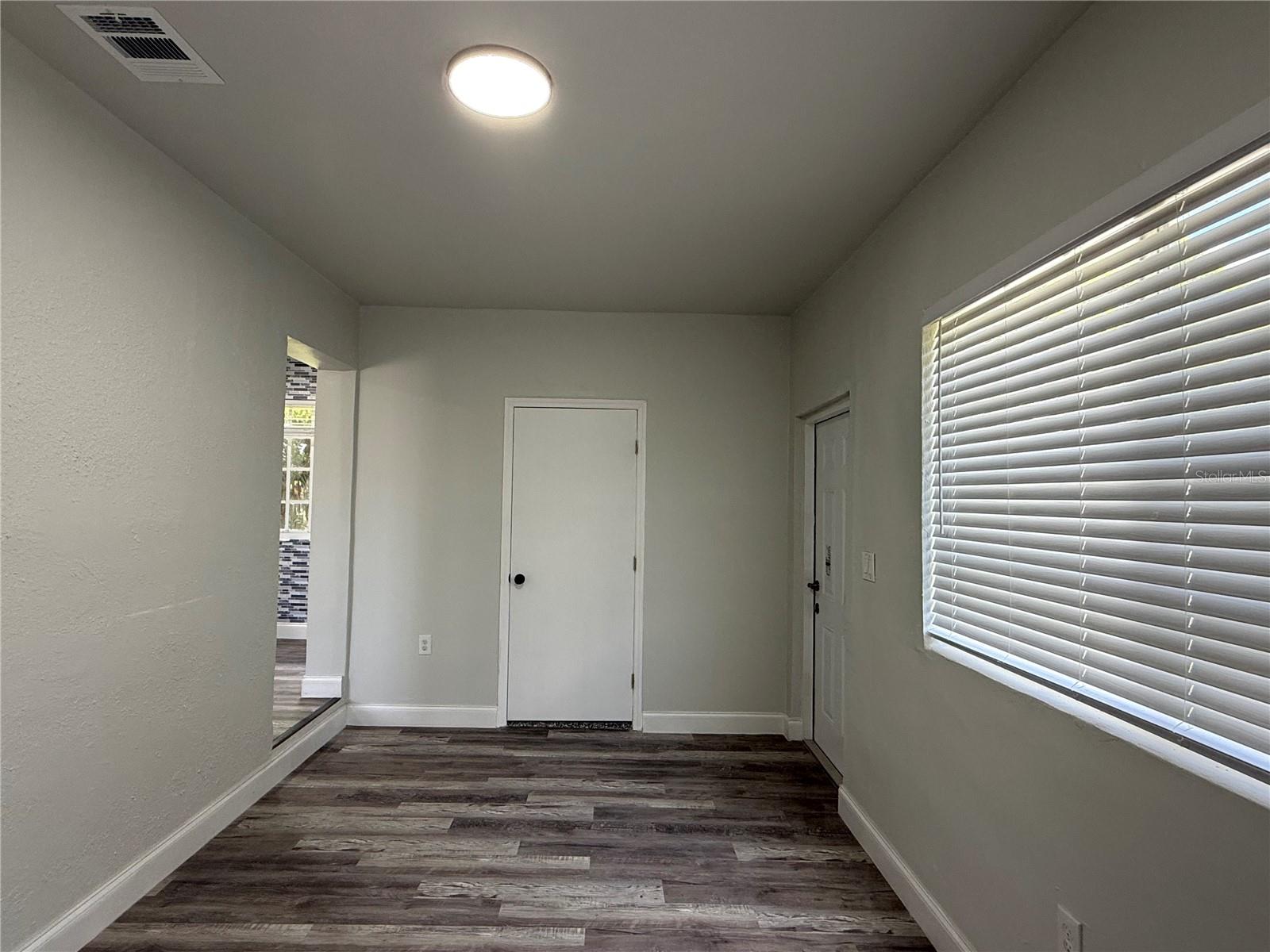 Image 13 of 16 For 841 33 Terrace