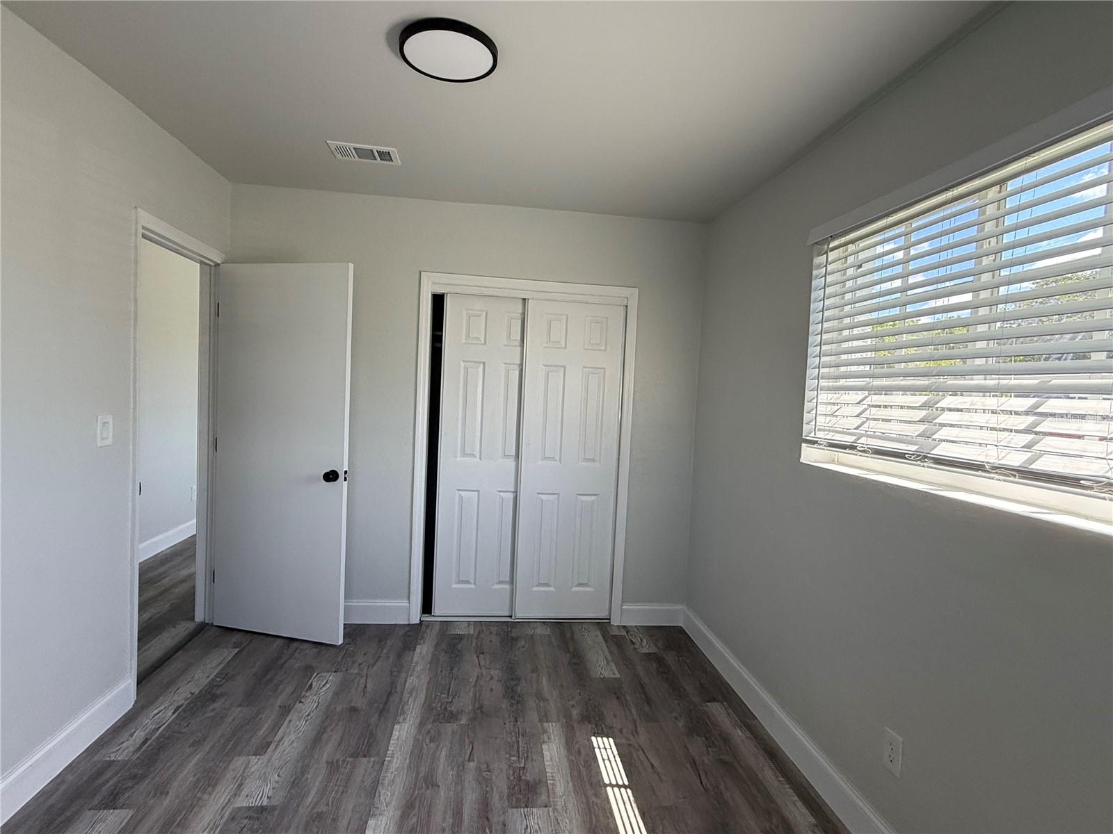 Image 7 of 16 For 841 33 Terrace