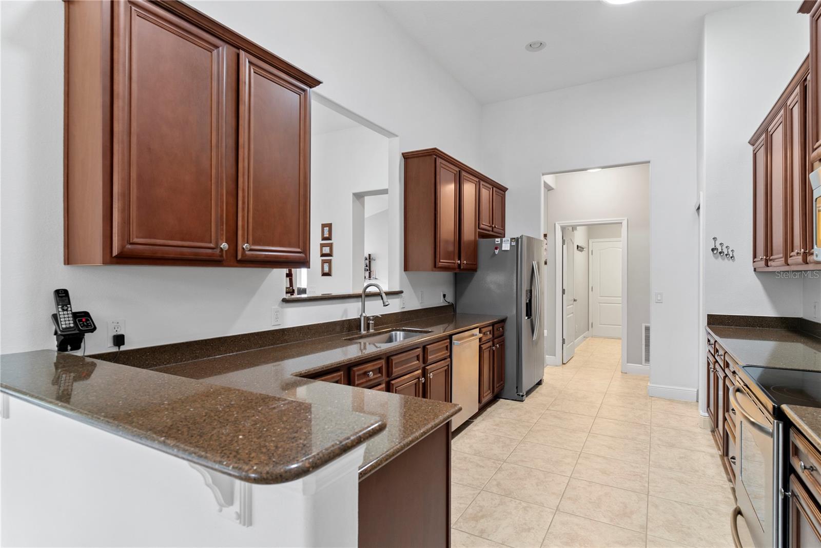 Listing photo id 13 for 2149 Black Lake Boulevard