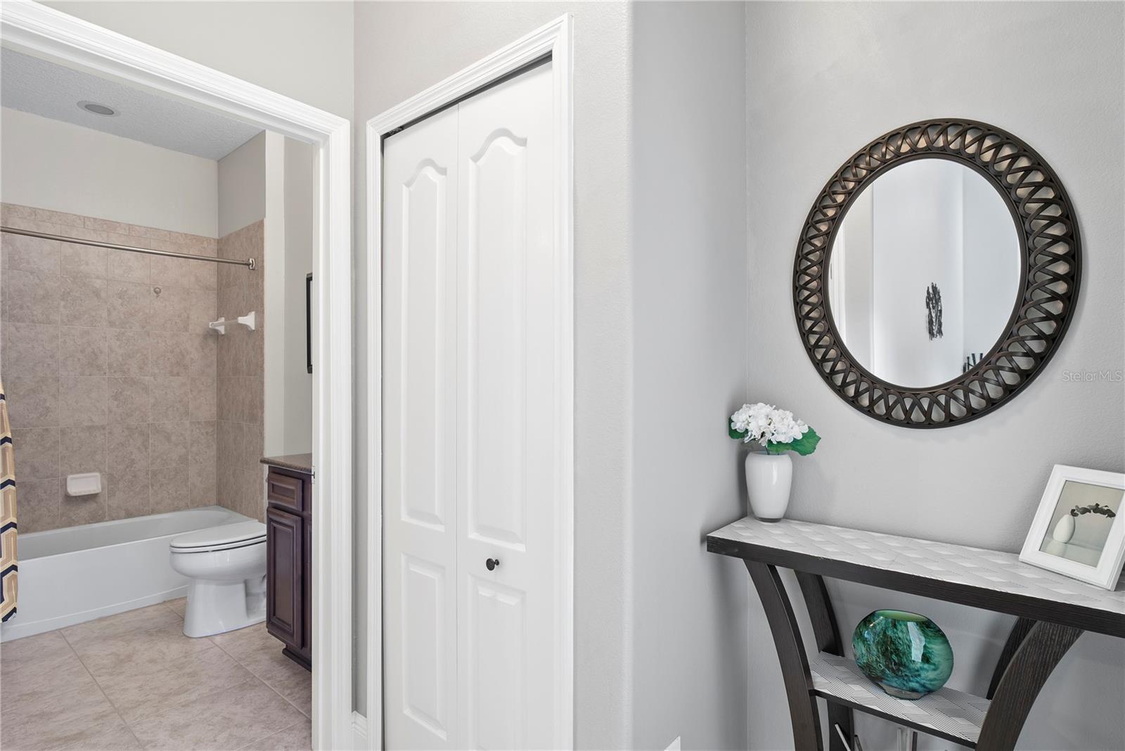 Listing photo id 16 for 2149 Black Lake Boulevard