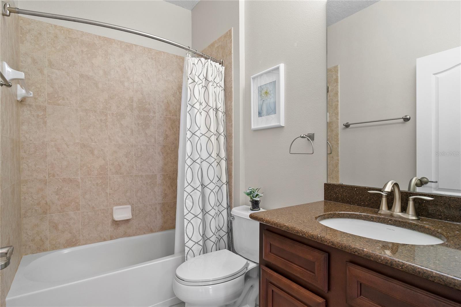 Listing photo id 25 for 2149 Black Lake Boulevard