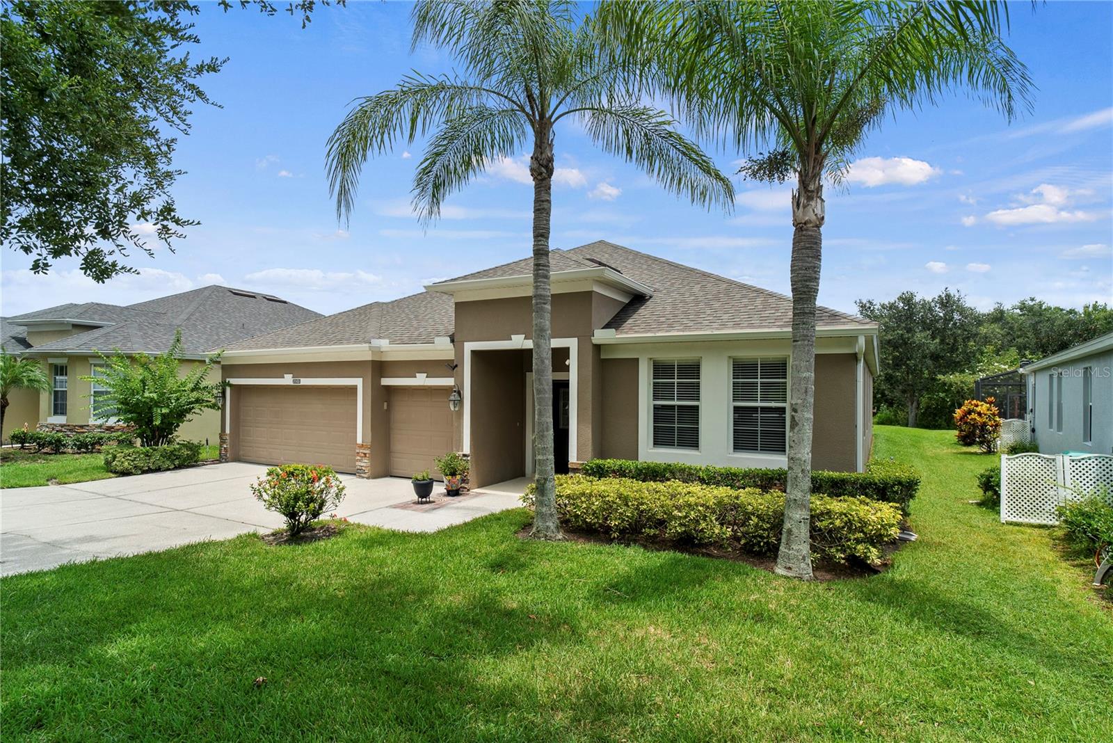 Listing photo id 39 for 2149 Black Lake Boulevard