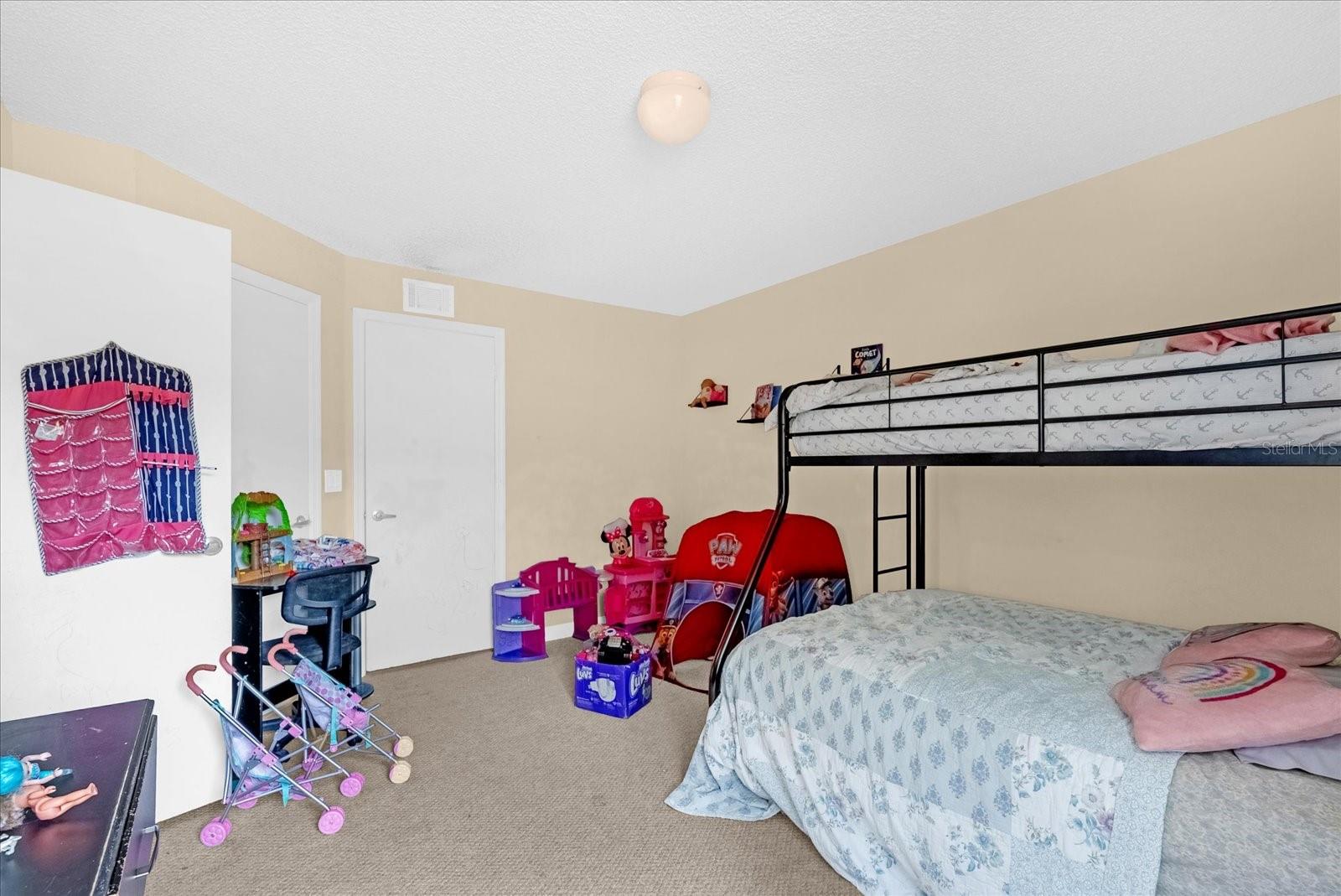 Image 13 of 21 For 4532 Commander Drive 2138