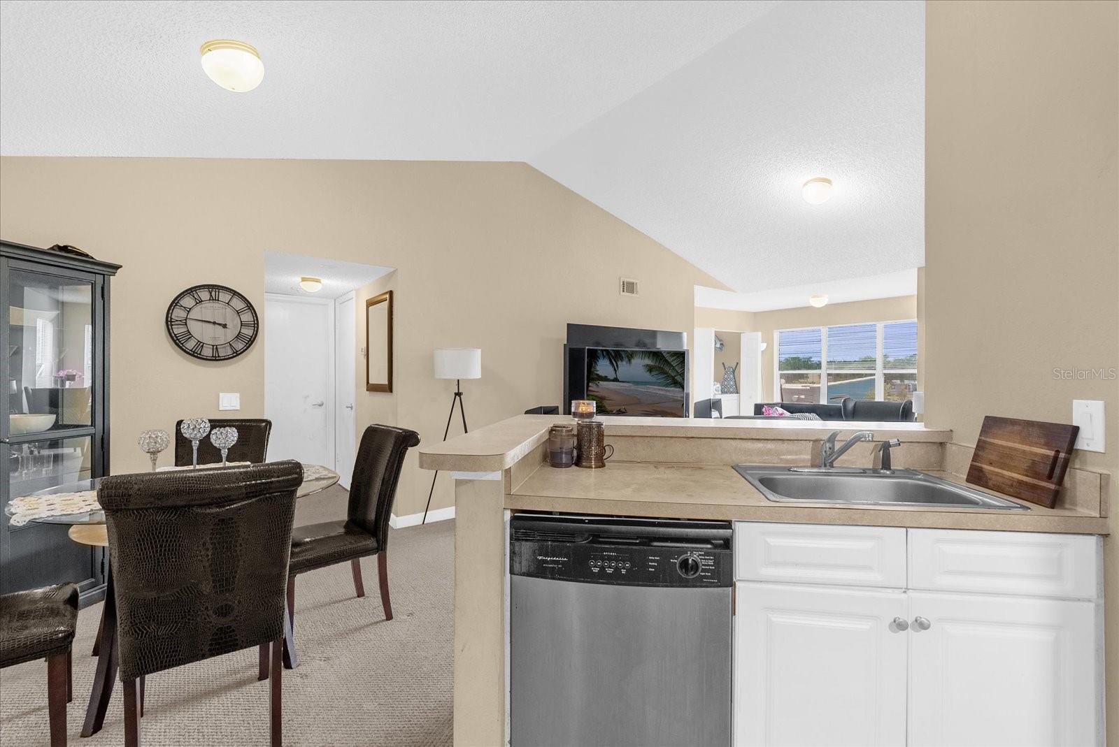 Image 8 of 21 For 4532 Commander Drive 2138