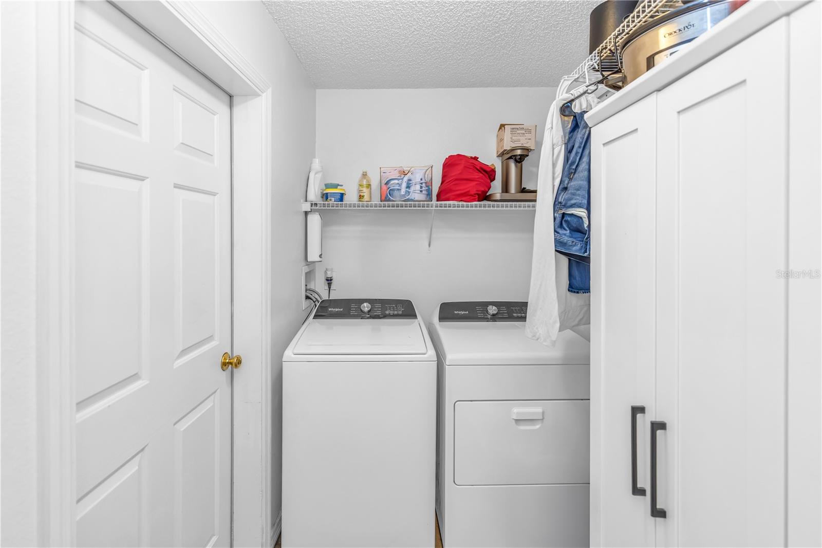 Image 17 of 26 For 2225 Central Parkway