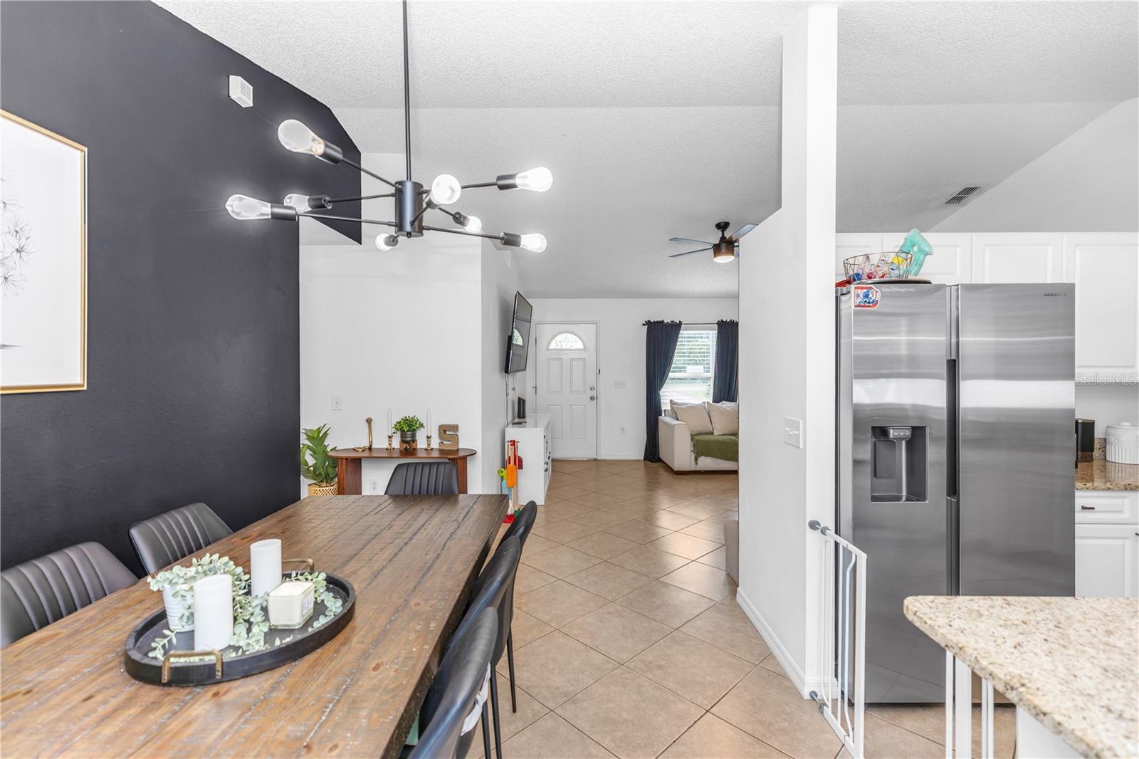 Image 21 of 26 For 2225 Central Parkway