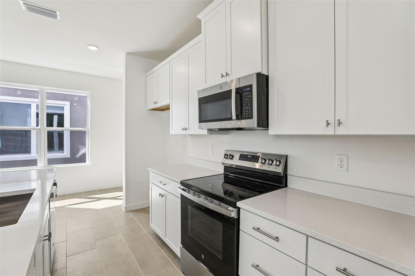 Image 11 of 36 For 2051 Iorio Street