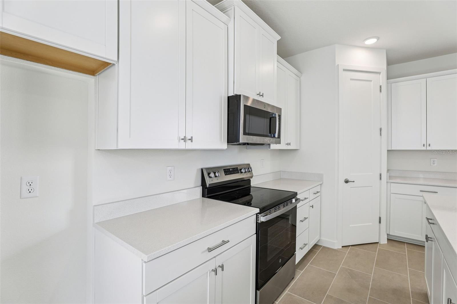 Image 13 of 36 For 2051 Iorio Street