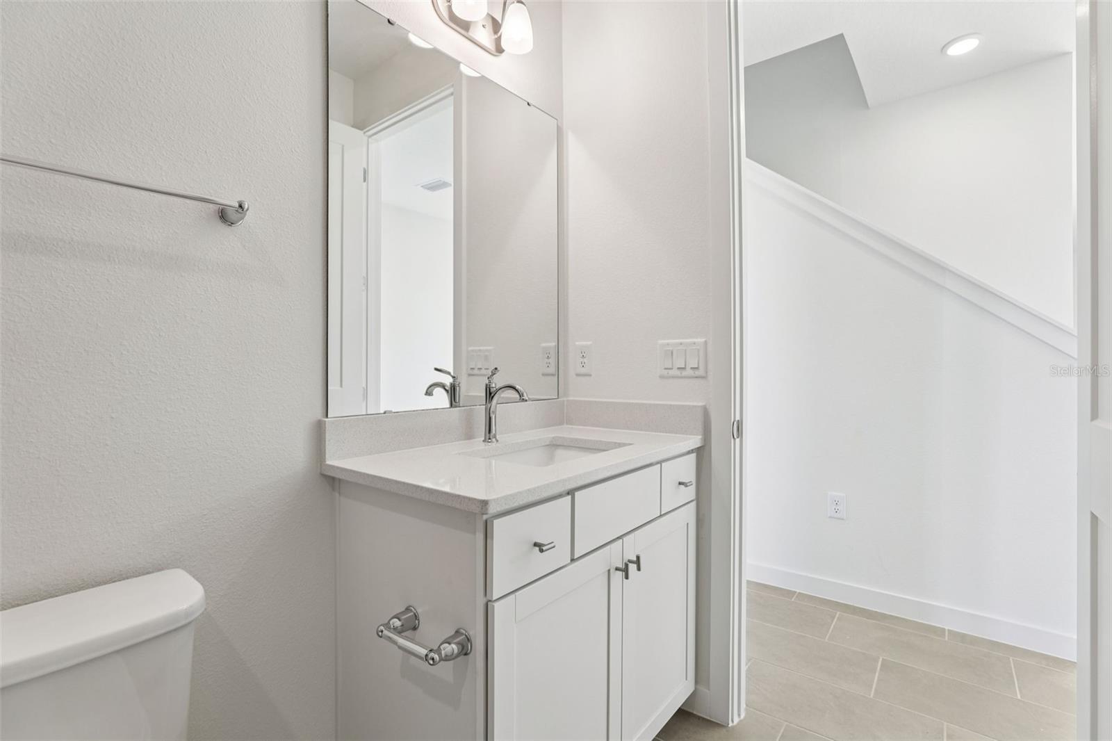 Image 14 of 36 For 2051 Iorio Street