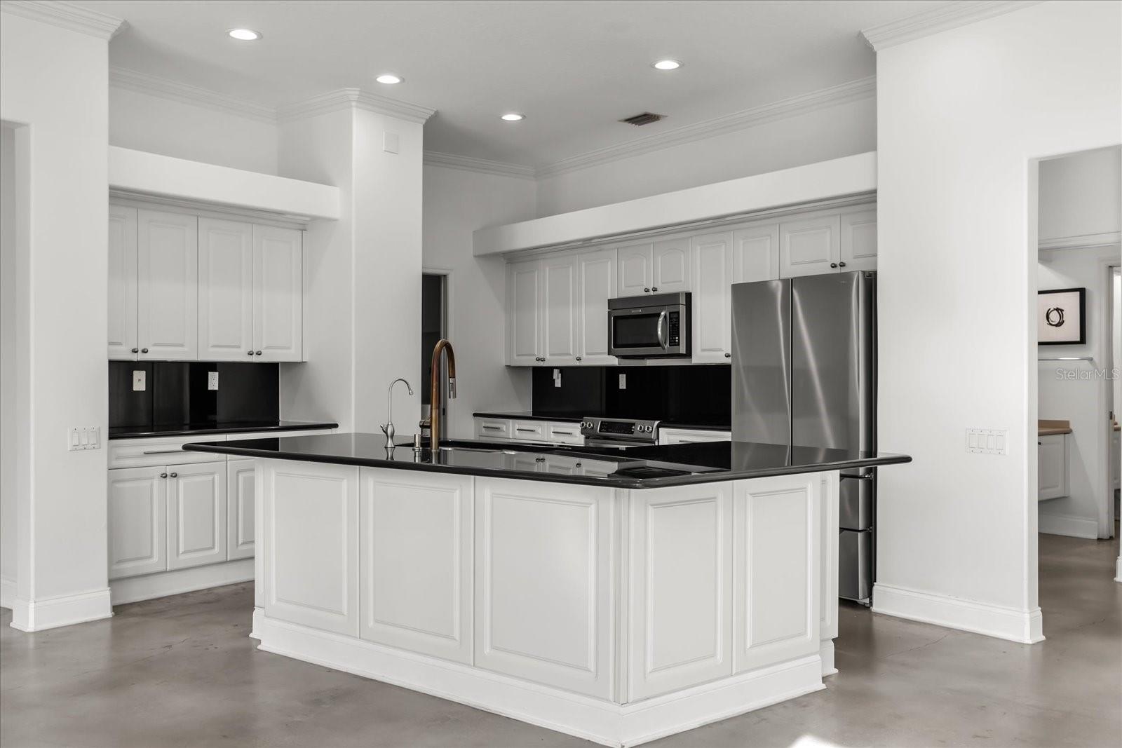 Image 12 of 36 For 198 Promenade Circle