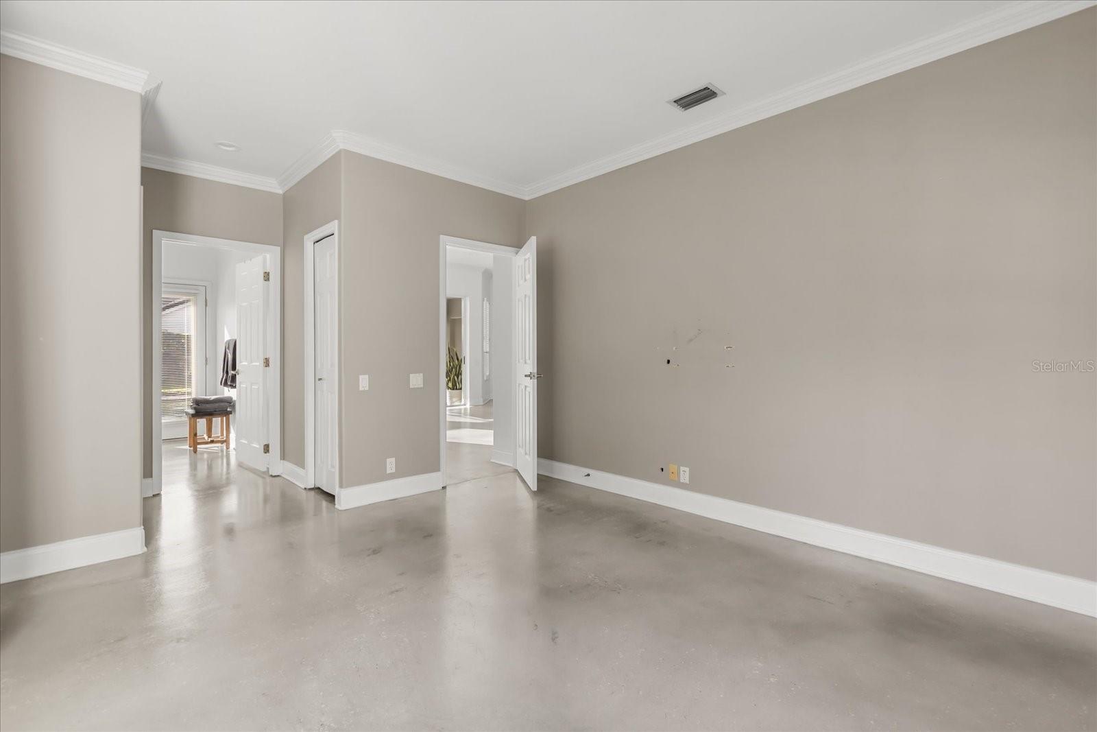 Image 20 of 36 For 198 Promenade Circle