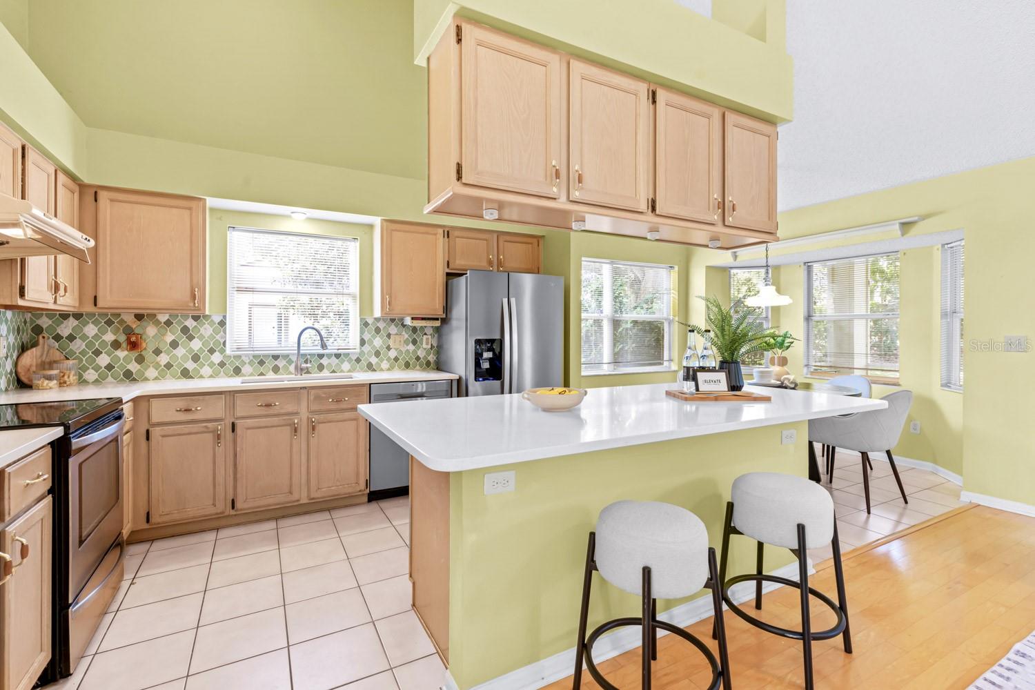 Image 14 of 49 For 7925 Waldorf Court
