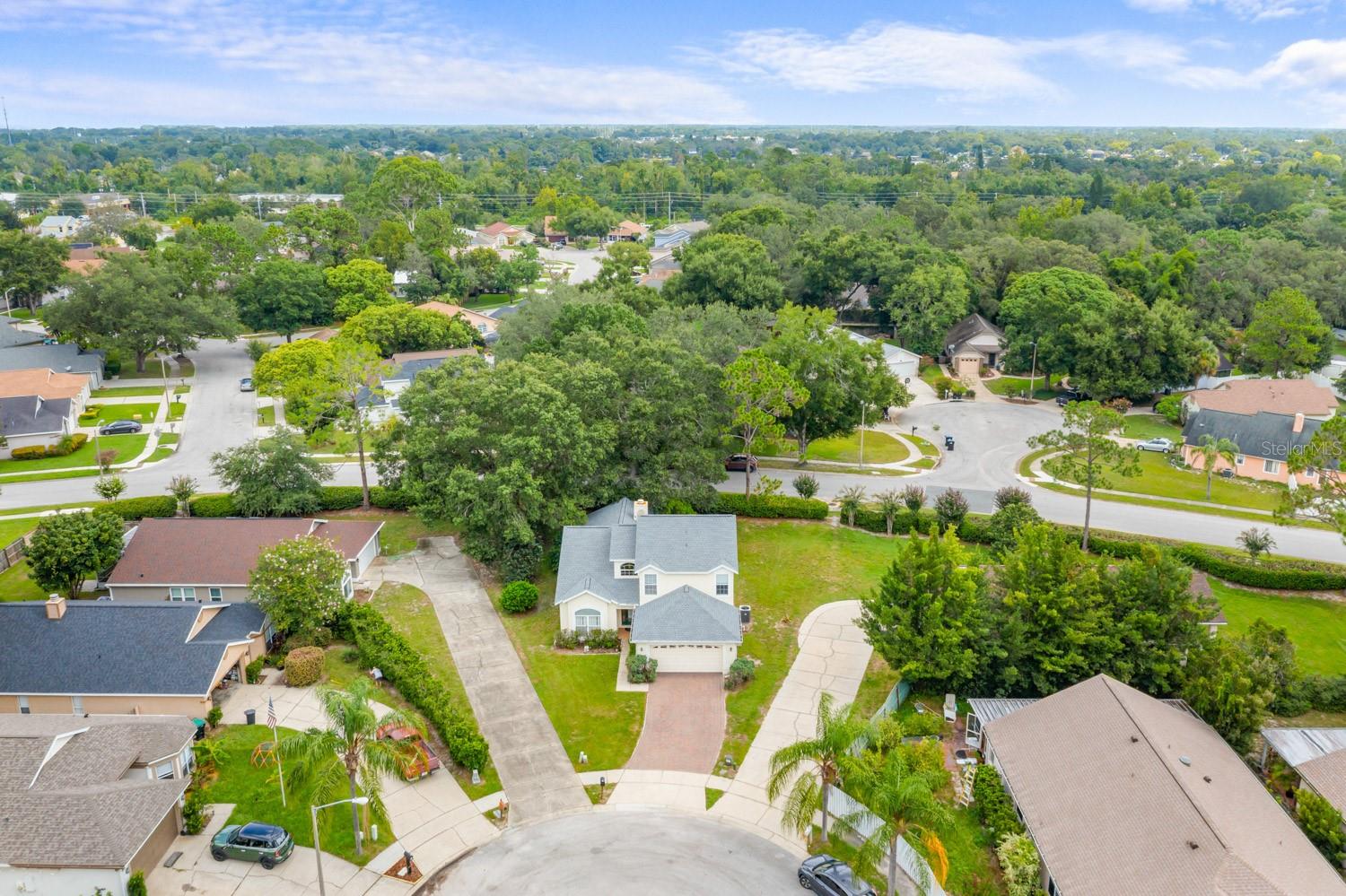 Image 3 of 49 For 7925 Waldorf Court