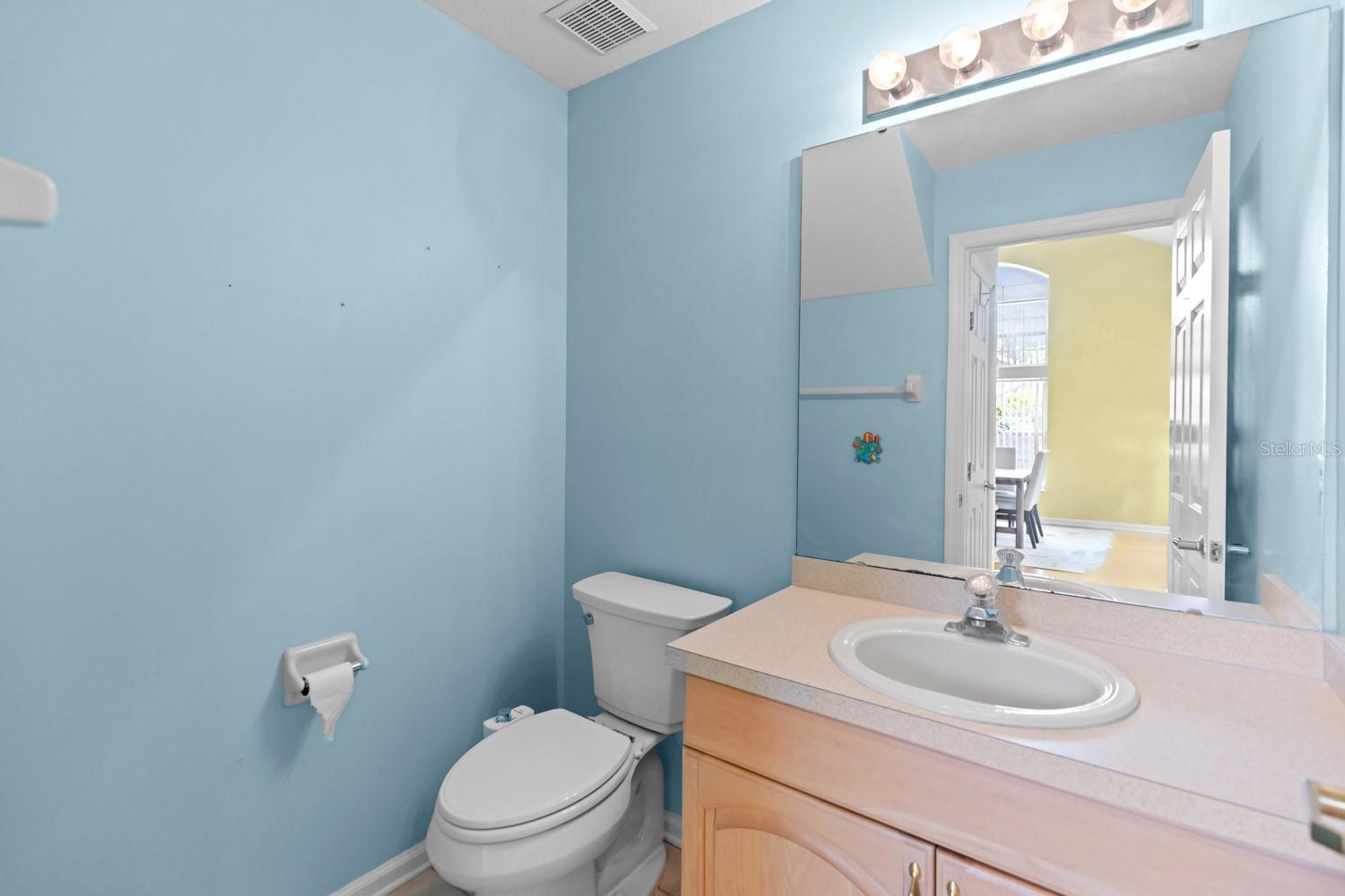 Image 32 of 49 For 7925 Waldorf Court