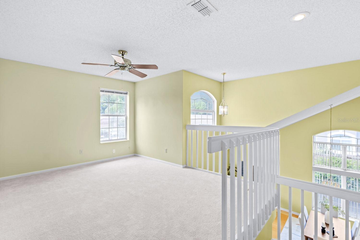 Image 34 of 49 For 7925 Waldorf Court