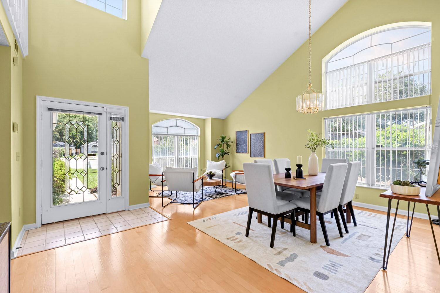 Image 7 of 49 For 7925 Waldorf Court
