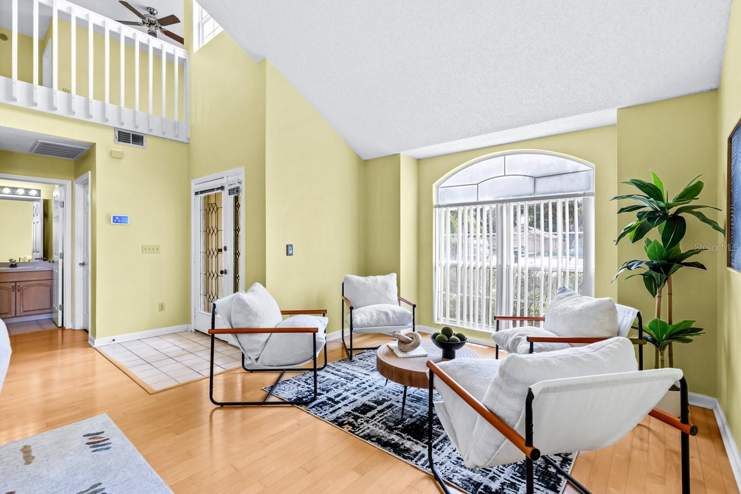 Image 8 of 49 For 7925 Waldorf Court