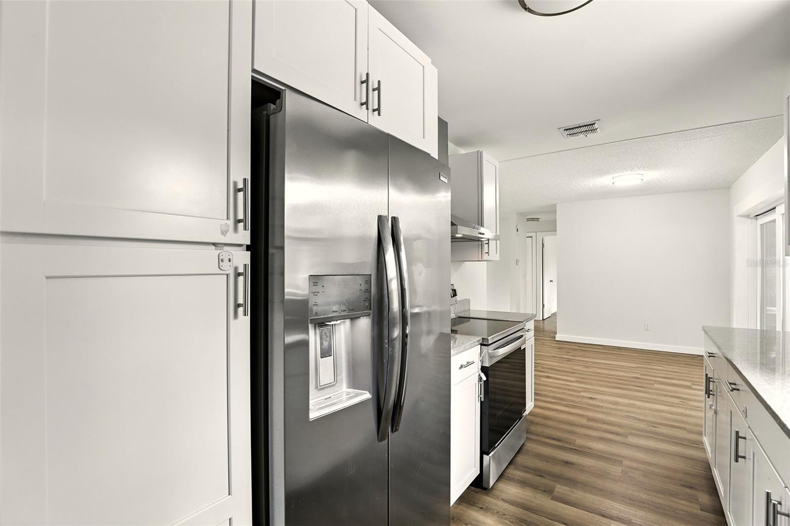 Image 12 of 29 For 102 Ventura Drive