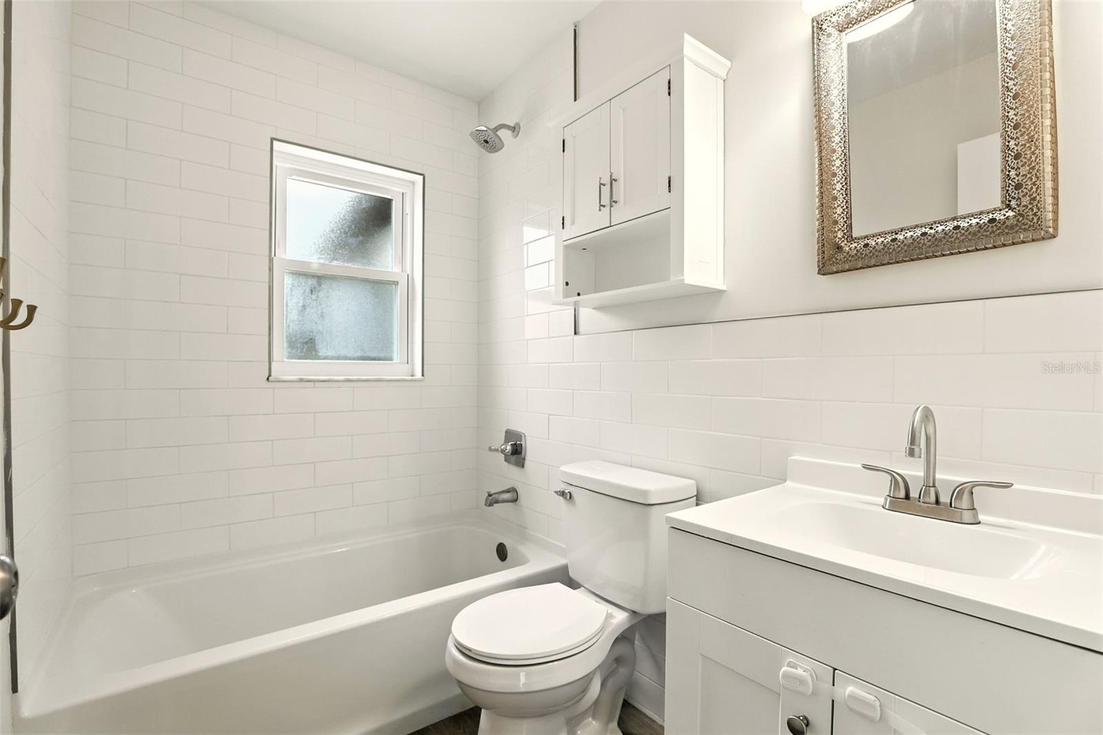 Image 15 of 29 For 102 Ventura Drive