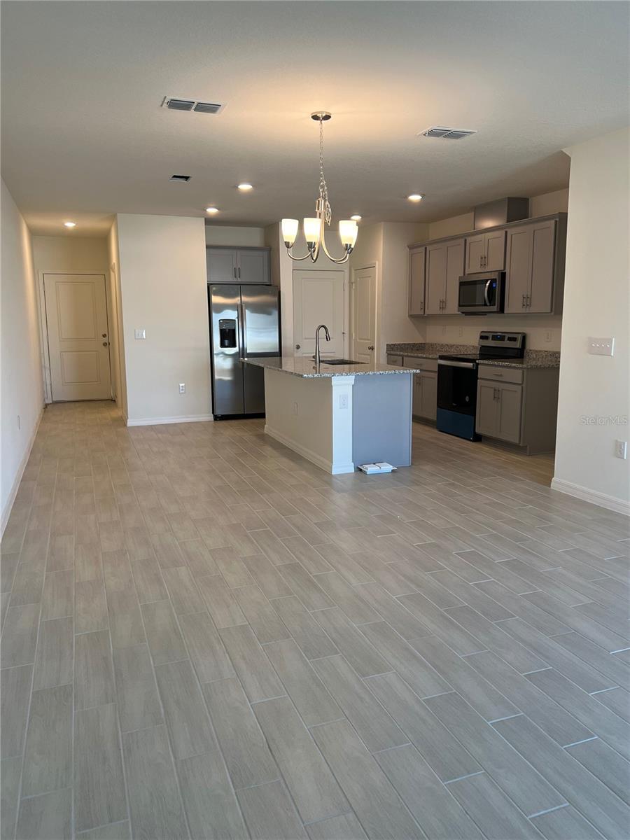 Image 8 of 23 For 1632 Mirabella Circle