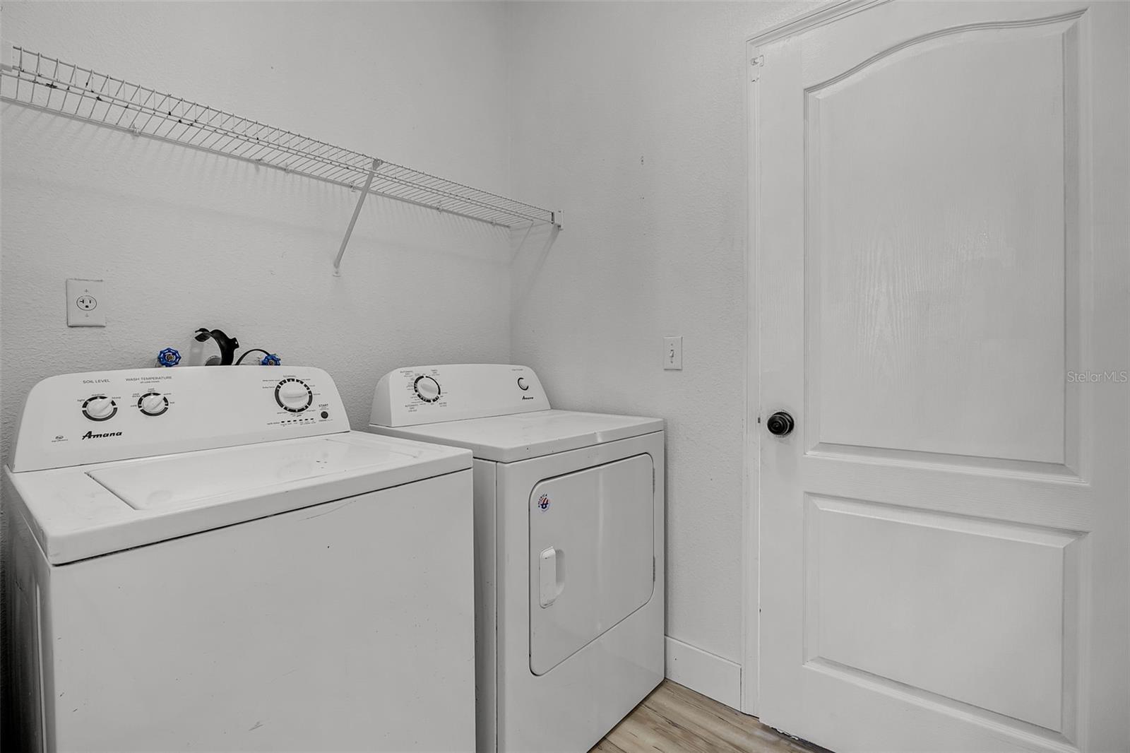 Image 18 of 33 For 303 Earlmont Place