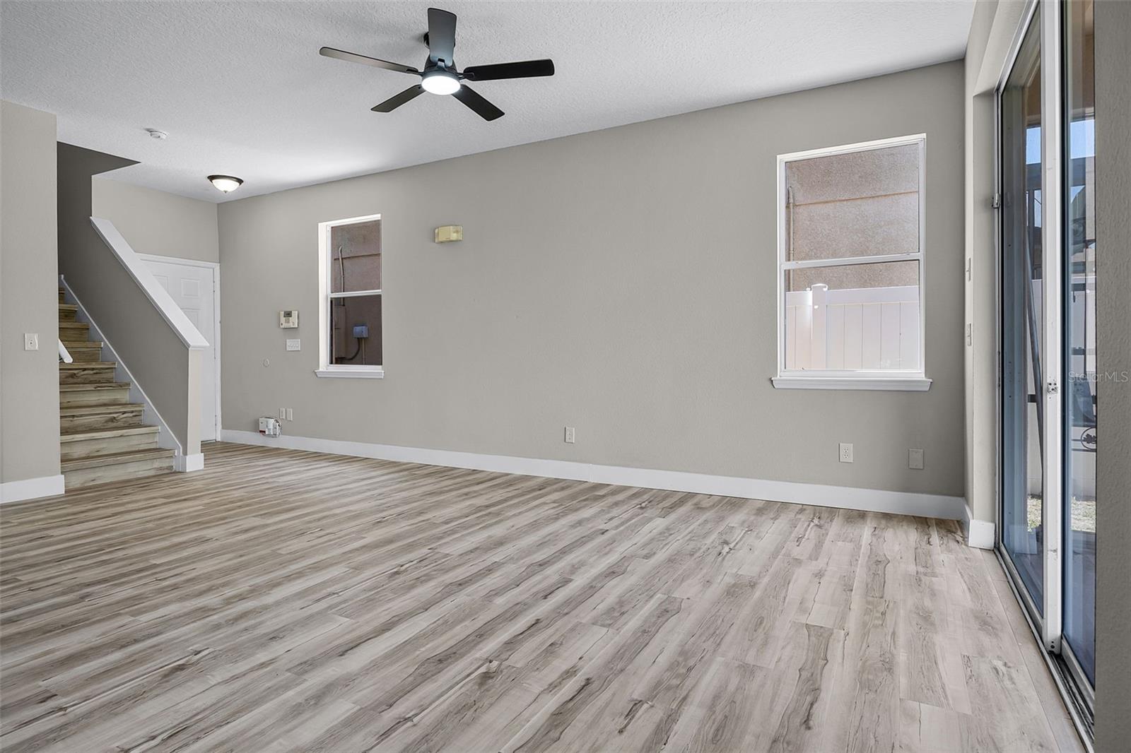 Image 9 of 33 For 303 Earlmont Place