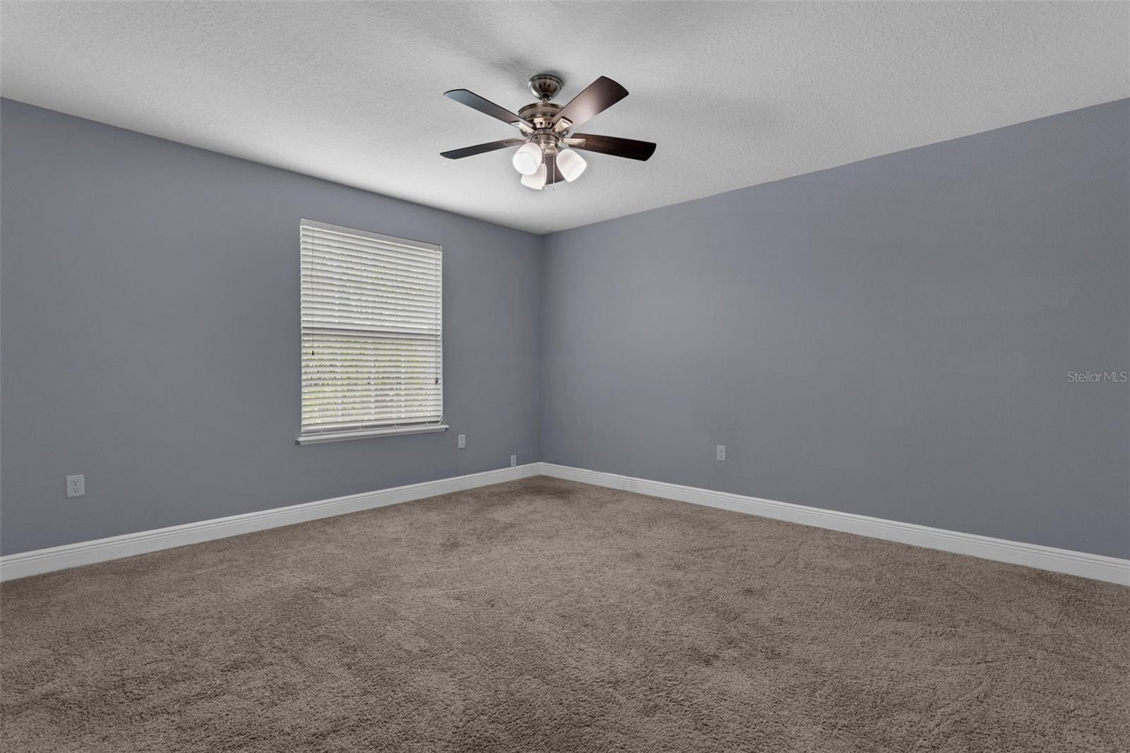 Image 20 of 51 For 628 Neptune Drive