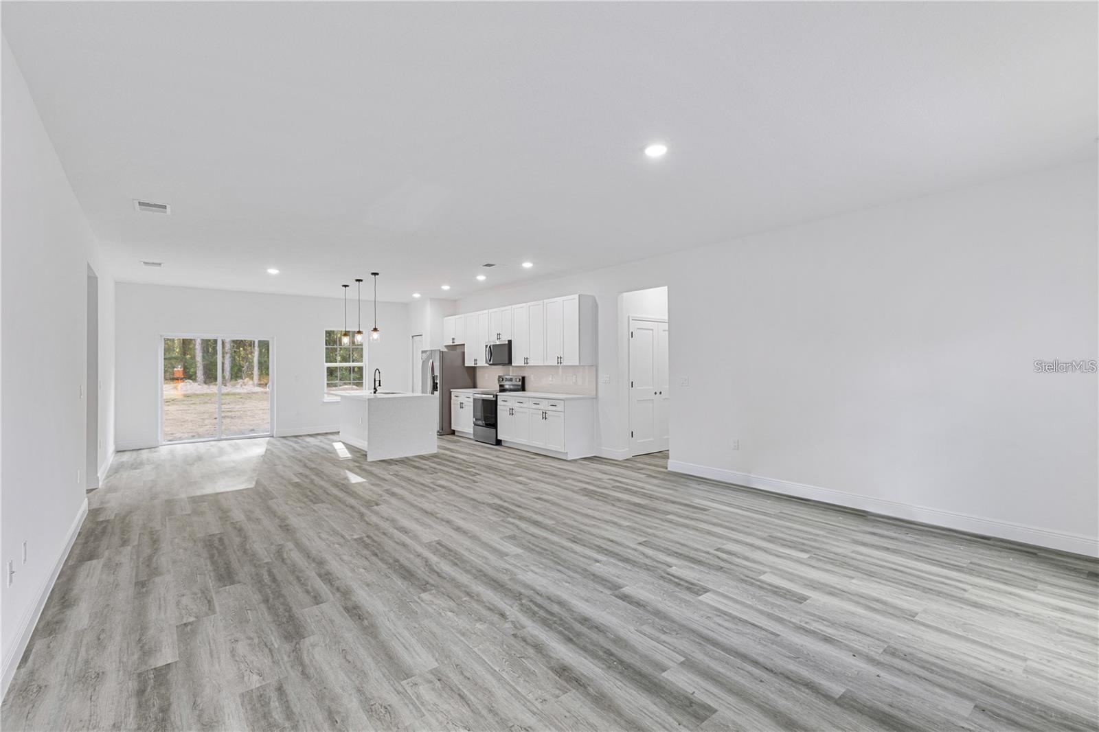 Image 7 of 16 For 7868 Hale Road