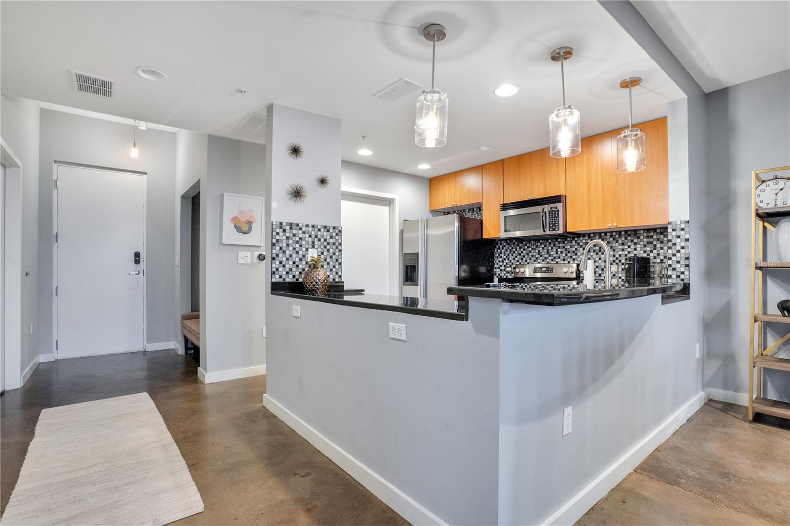 Image 13 of 56 For 525 Jackson Street 505