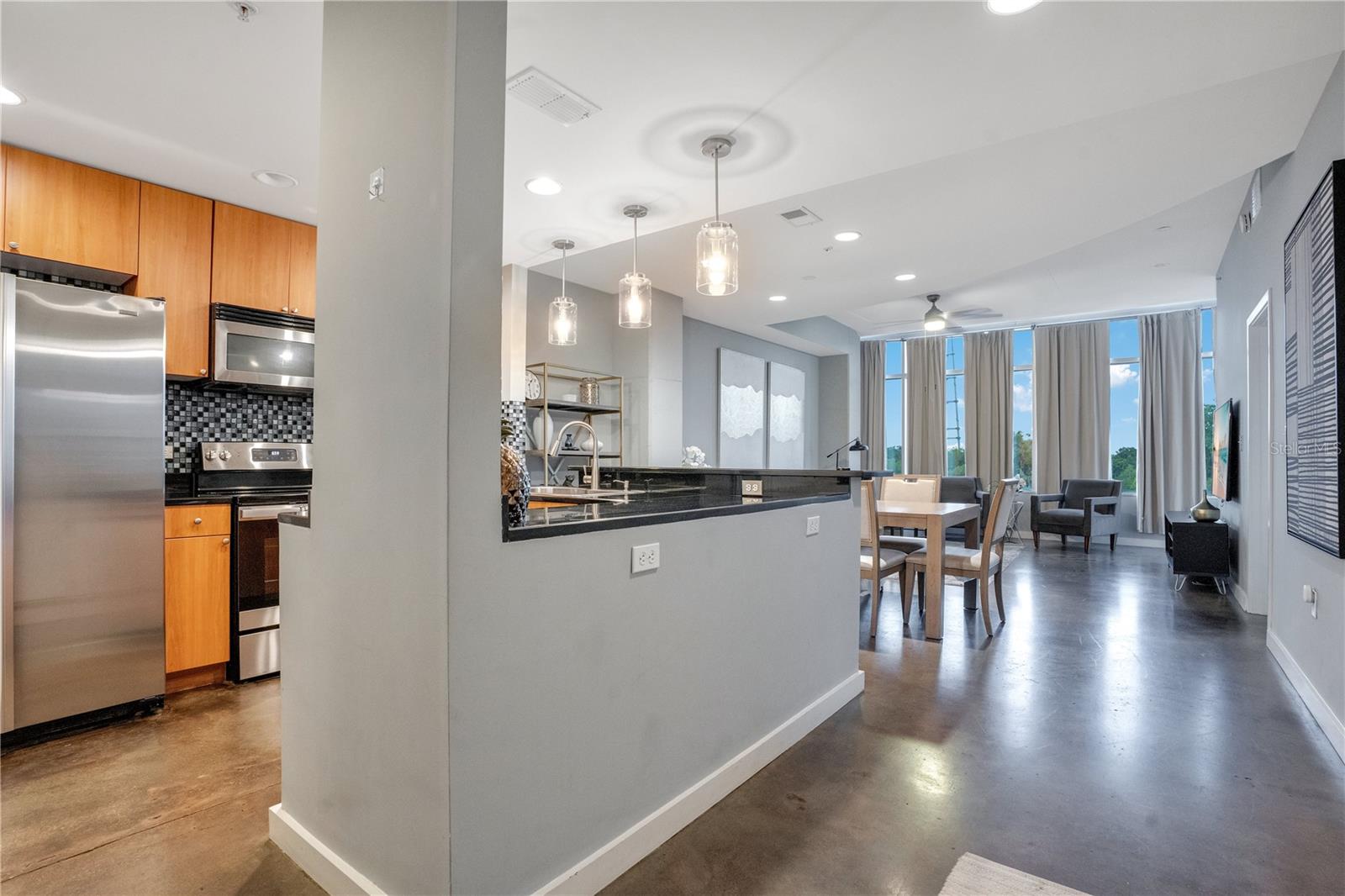 Image 8 of 56 For 525 Jackson Street 505