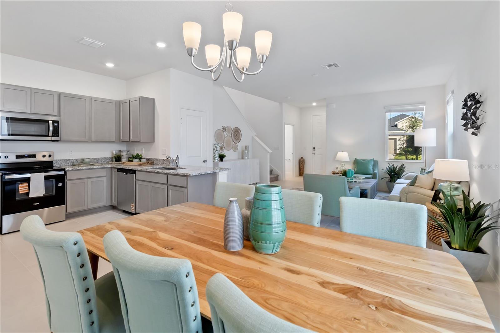 Image 7 of 17 For 9072 Norley Court