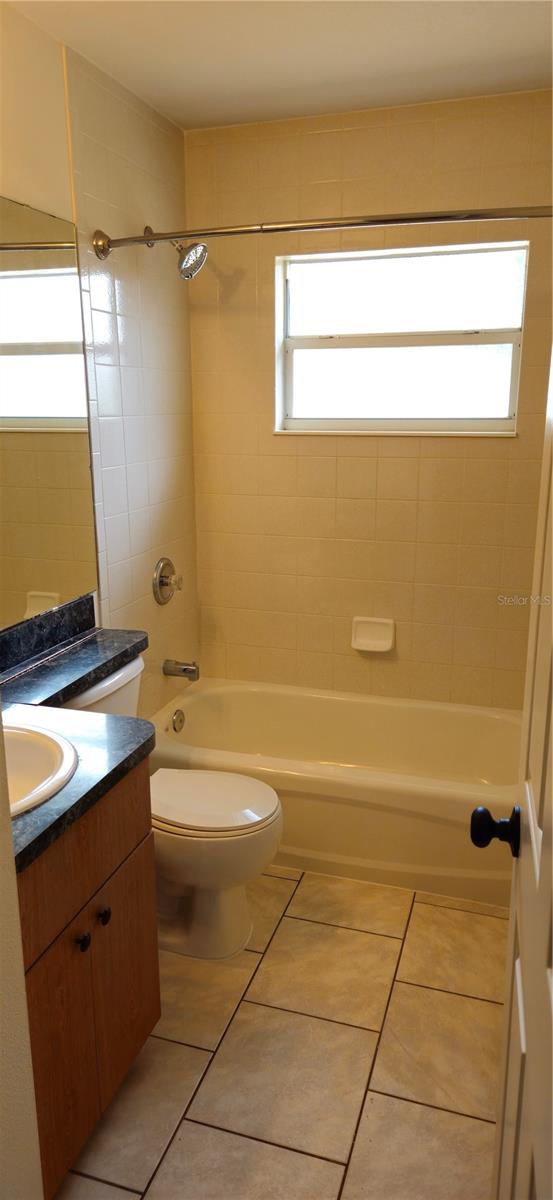 Image 12 of 16 For 610 Windridge Place