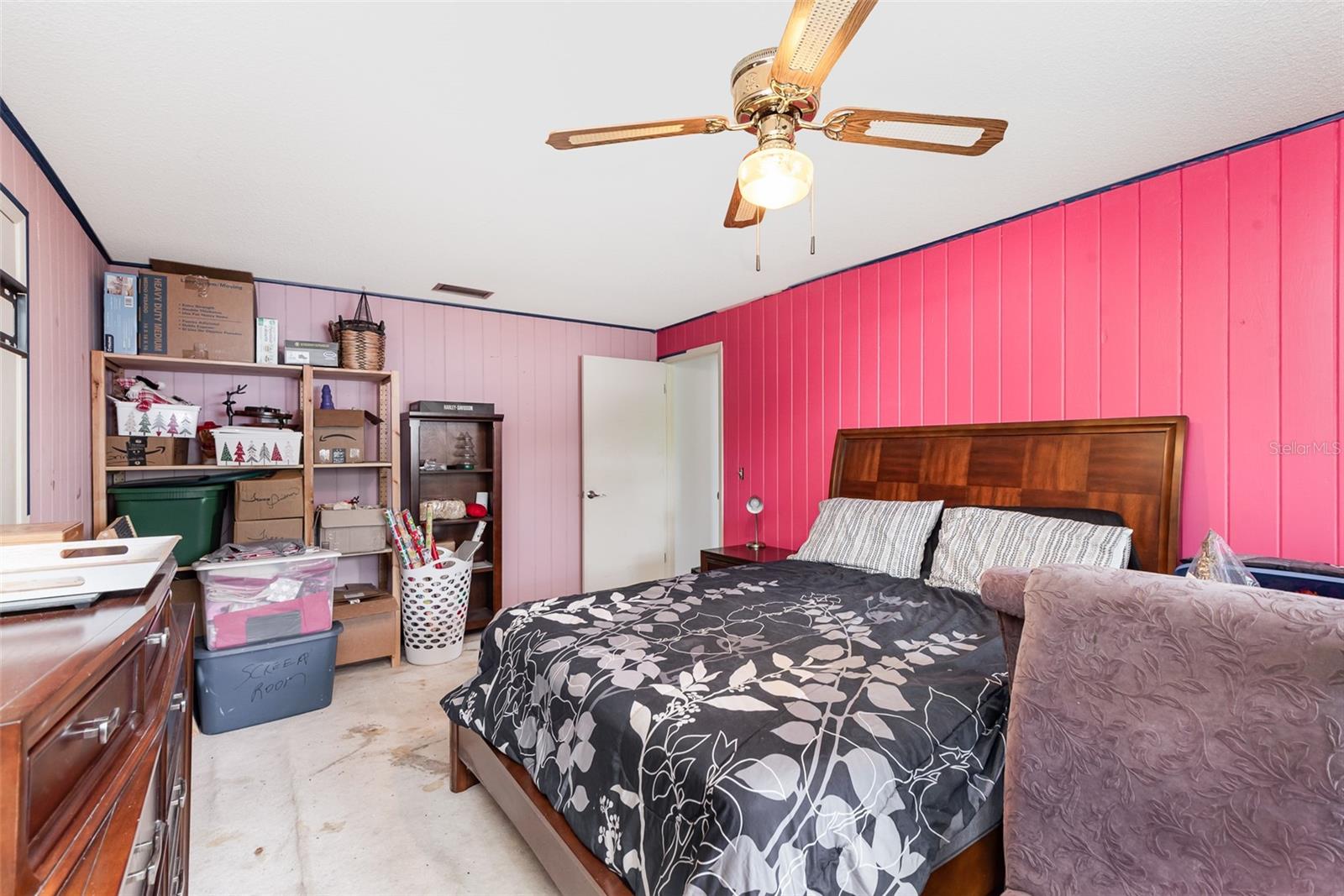 Image 18 of 27 For 1844 Hamlin Court