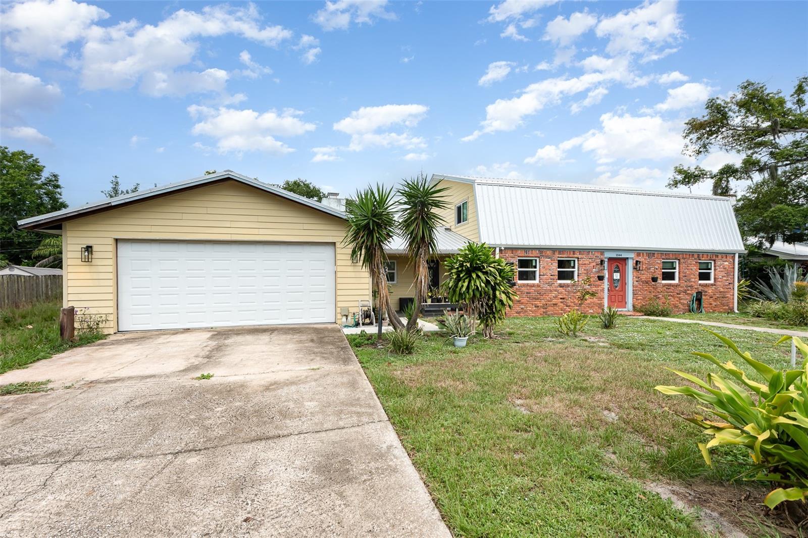 Image 27 of 27 For 1844 Hamlin Court